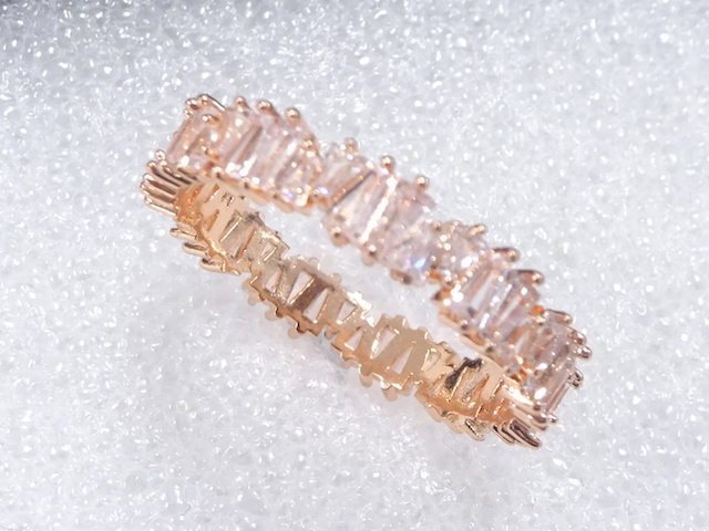 JAPANESE KIMONO / ANTIQUE CRYSTAL RING (SIZE 23.5)